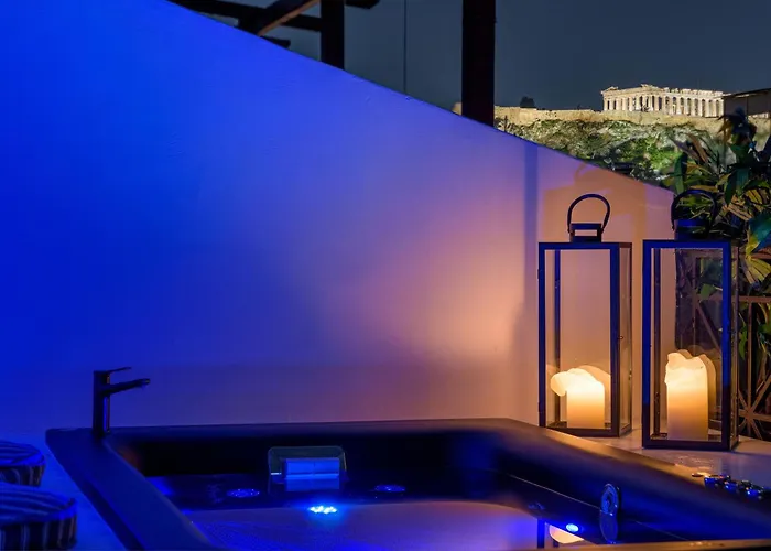 Penthouse W/ View & Plunge Pool