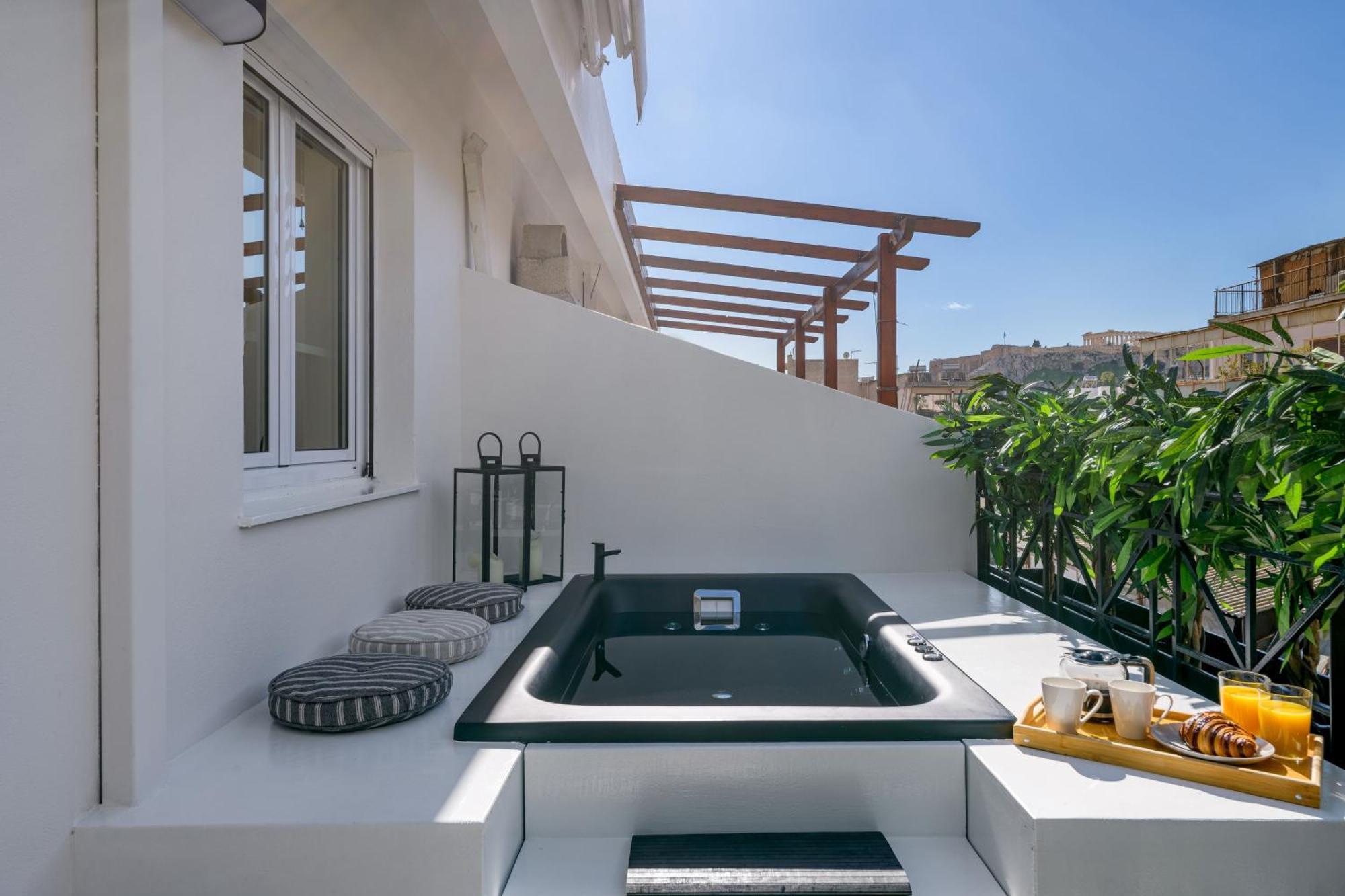 Apartment Penthouse W/ View & Plunge Pool *